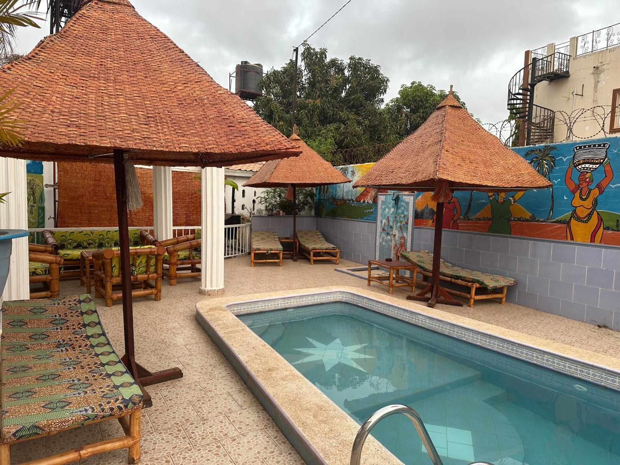 Fhs Foundation House Bijilo Luaran gambar
