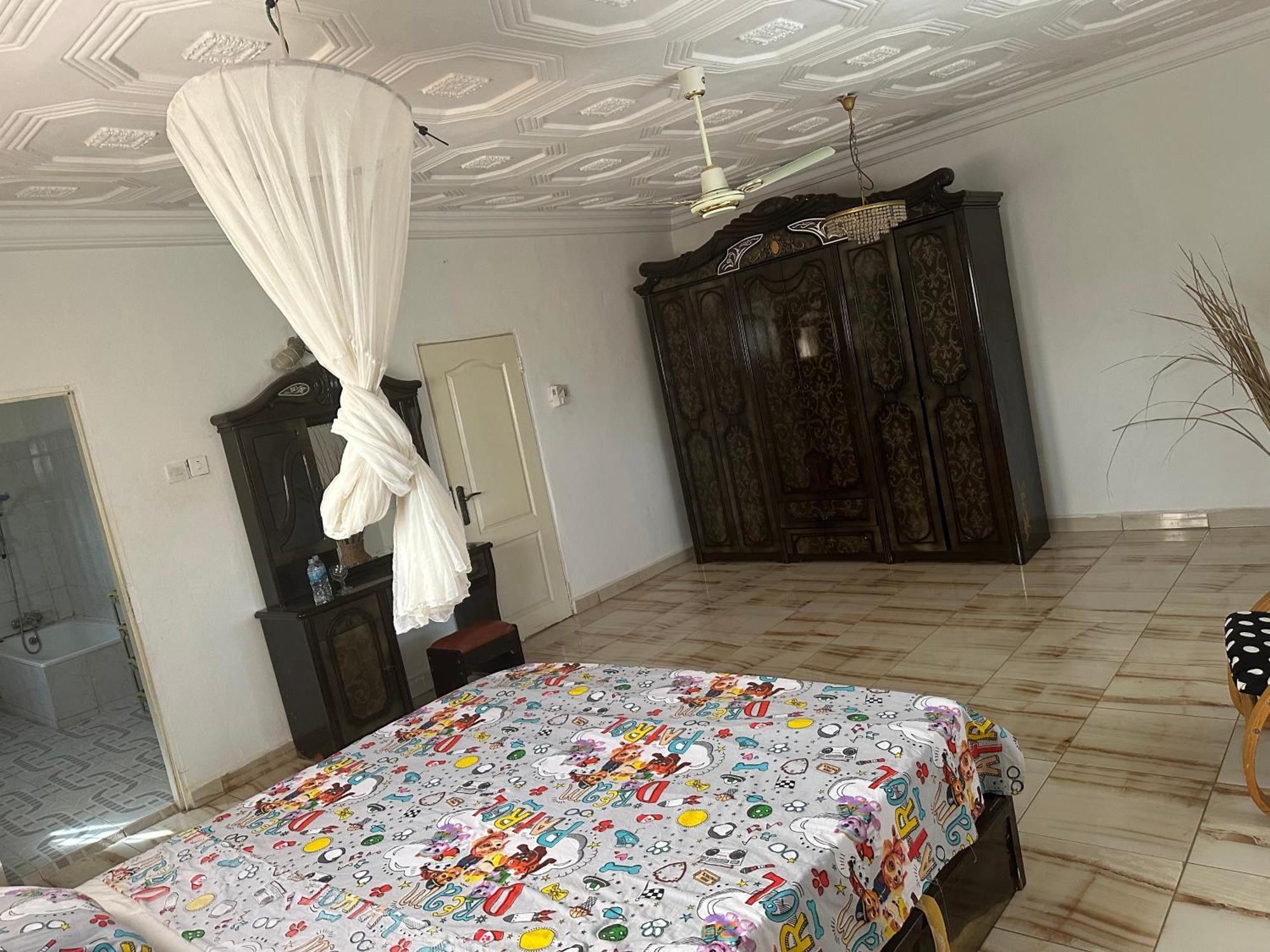 Fhs Foundation House Bijilo Luaran gambar