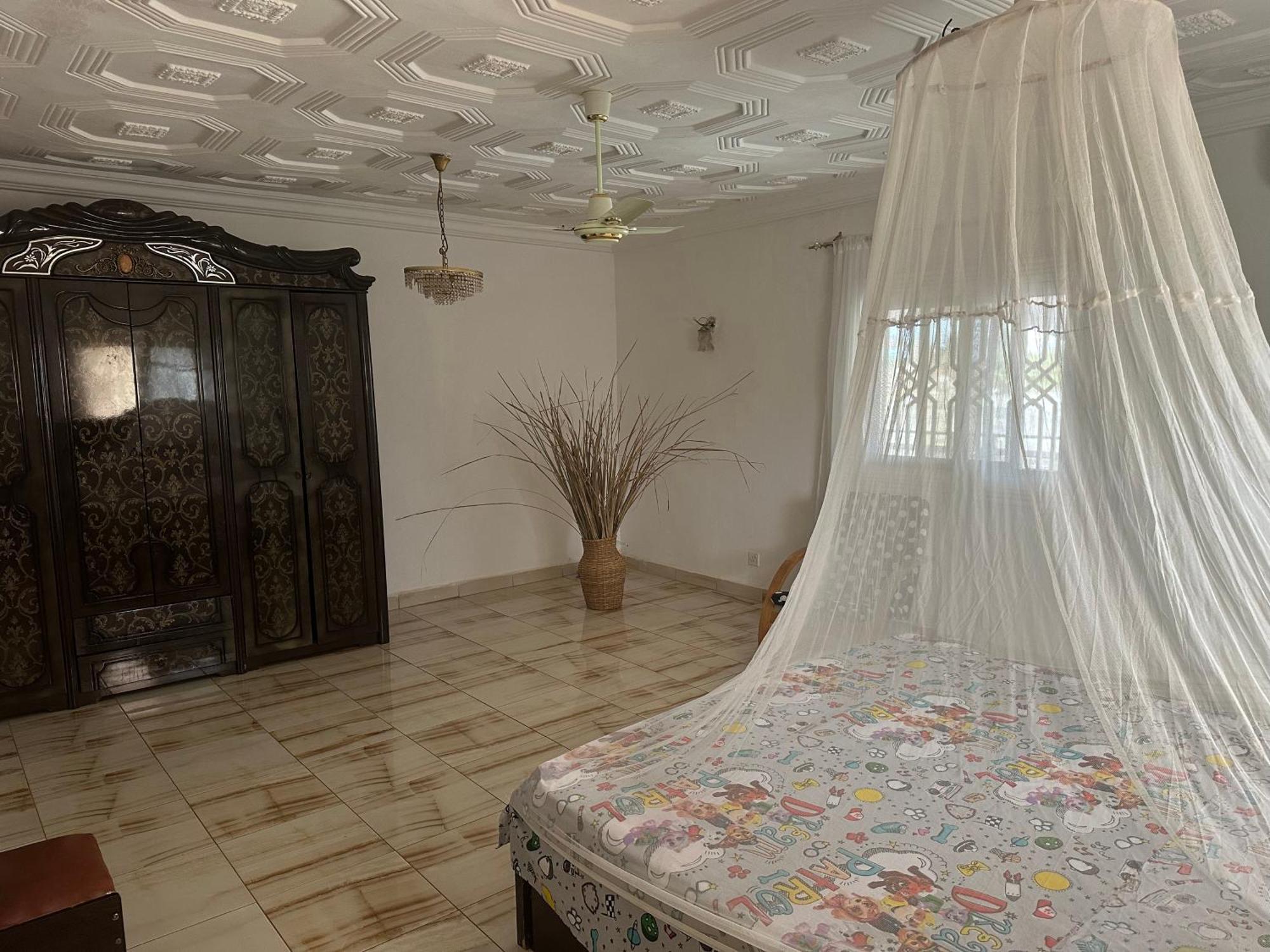 Fhs Foundation House Bijilo Luaran gambar